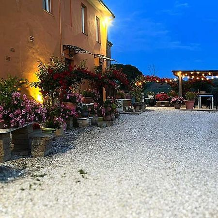 B&B Aesis La Dolce Collina Iesi Exterior photo