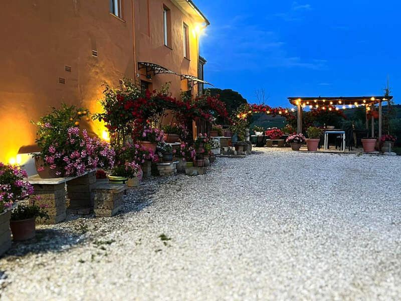 B&B Aesis La Dolce Collina Iesi Exterior photo